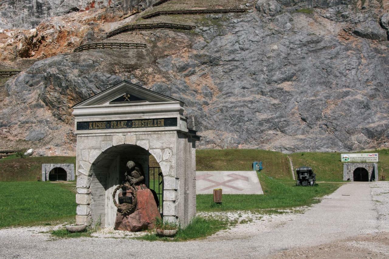 La Casa Di Davide - David Home Cave del Predil Exterior photo